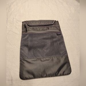 Patagonia Refugio Padded Laptop/Tablet Sleeve
